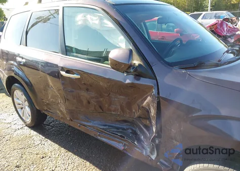 2013 Subaru Forester 2.5X Limited из США, поврежденный, VIN JF2SHAEC7DH410944